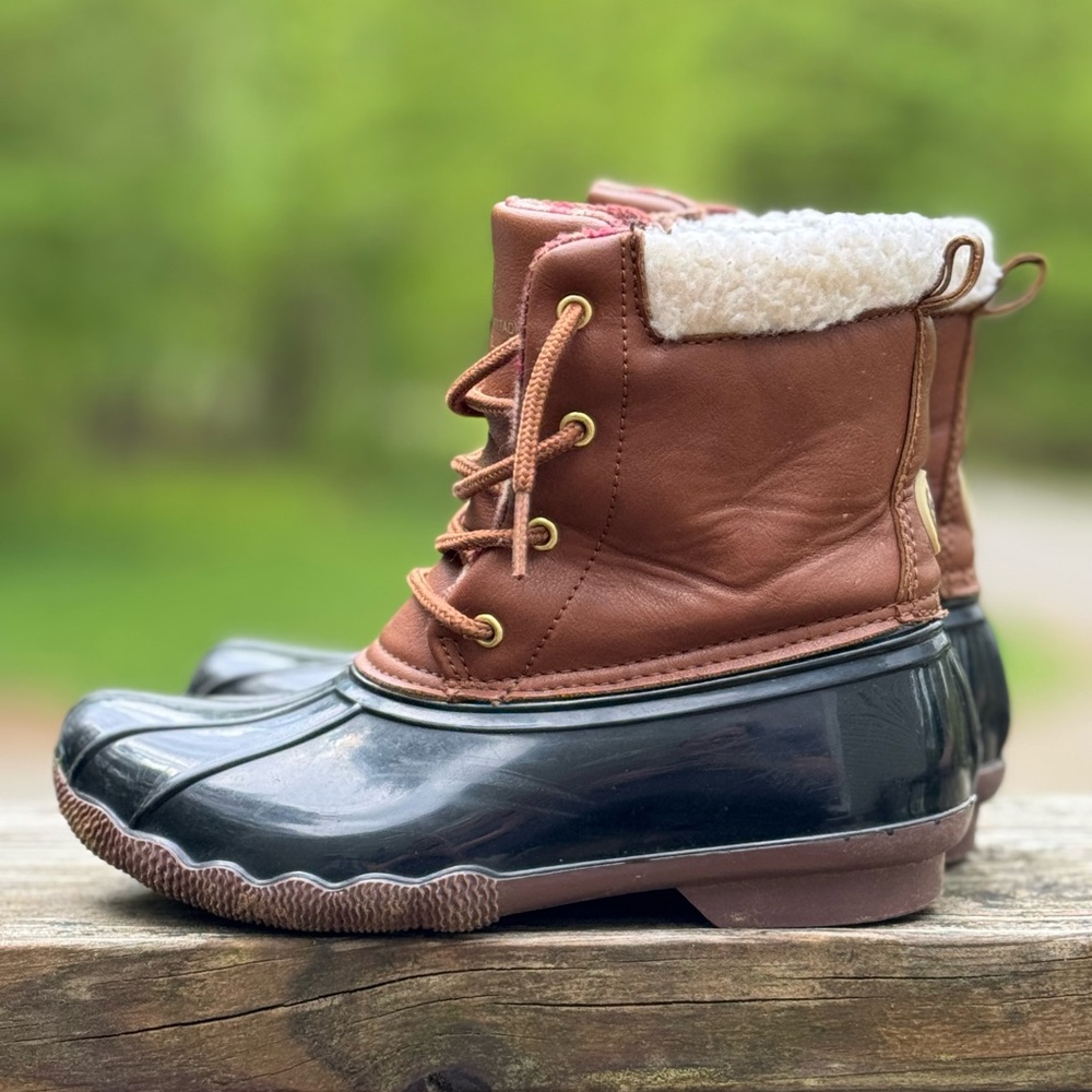 Adrienne Vittadini Girl Brown and Blue Duck Boots - Picture 4 of 4
